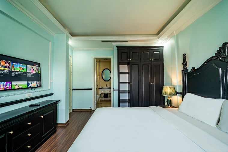 Khách sạn Dragon Hạ Long